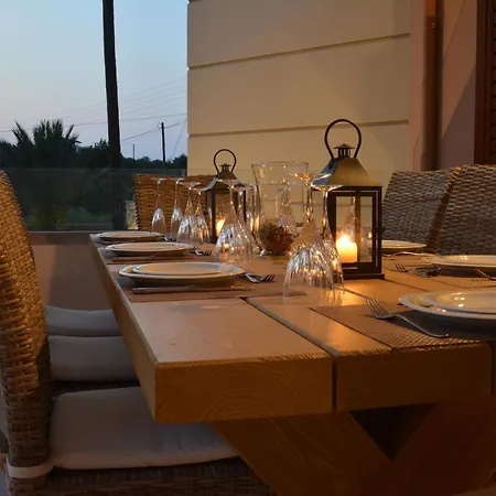 Ar & Al Luxury Villa *