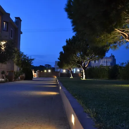 Ar & Al Luxury Villa