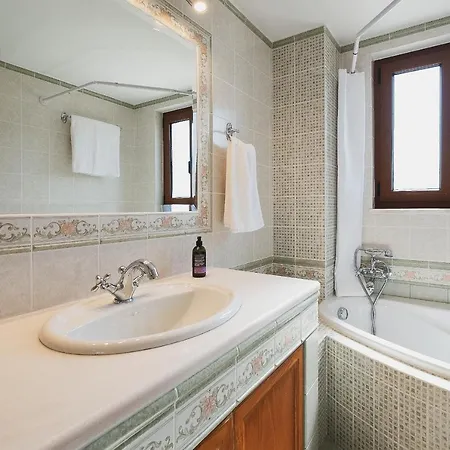 Ar & Al Luxury Villa